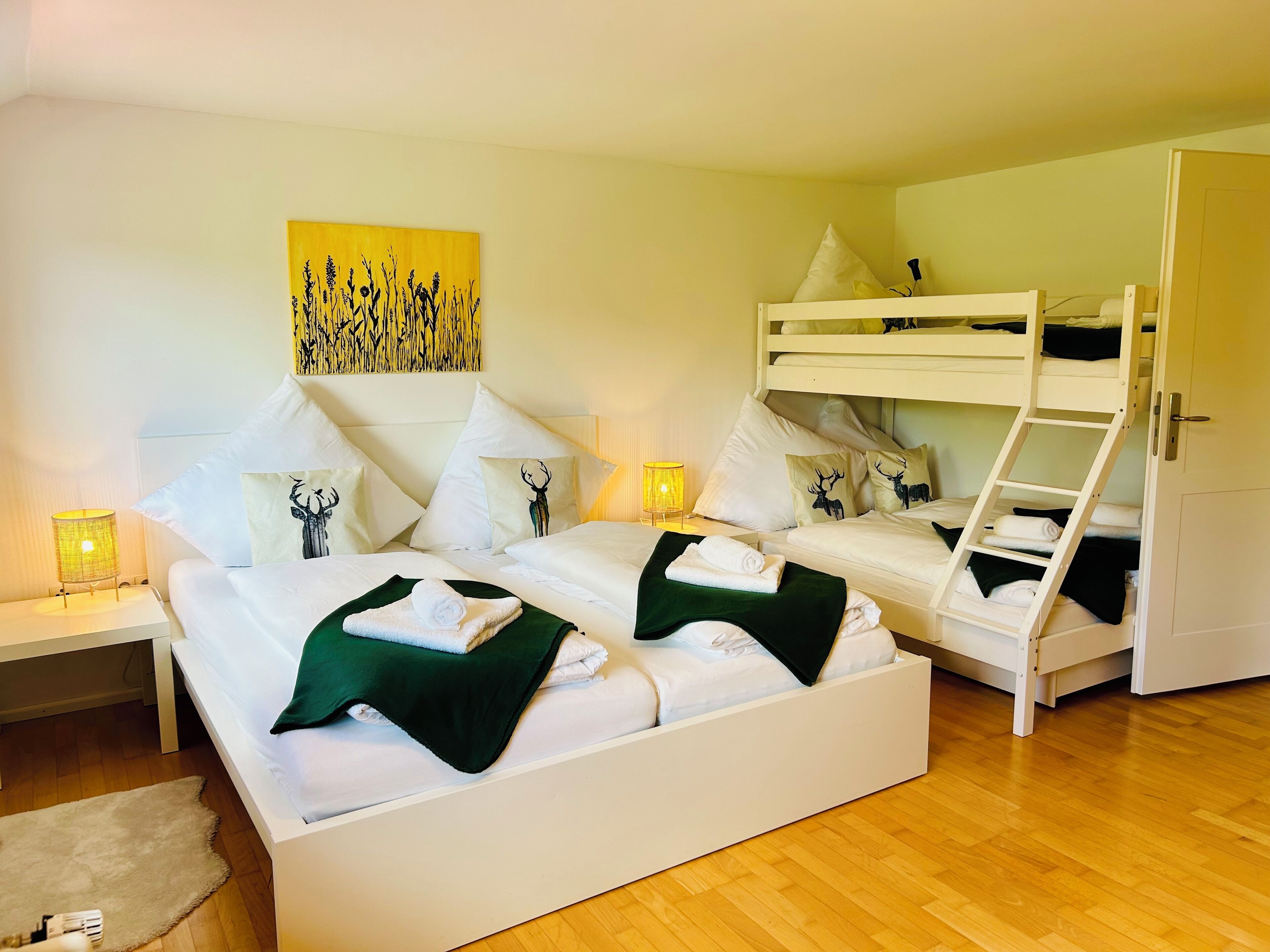 1 chambre, bureau, lit parapluie, Wi-Fi gratuit