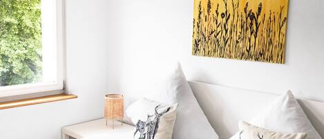 1 غرفة نوم ومكتب وسرير سفر وواي فاي مجانًا