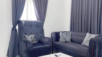 Departamento clásico | 1 habitación, ropa de cama hipoalergénica, escritorio y wifi gratis