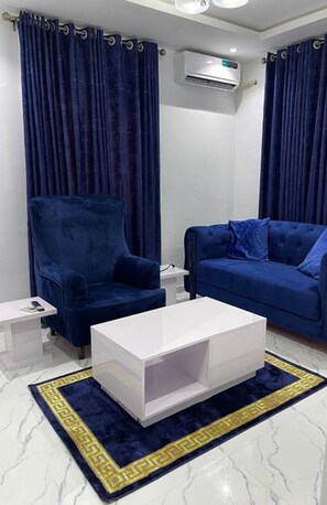 Appartement Classique | 1 chambre, literie hypoallergénique, bureau, chambres insonorisées