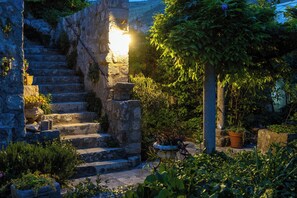 Property grounds - Heritage Villa Baković - OWNER (Dubrovnik)