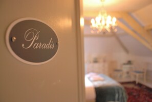 Blackout curtains, iron/ironing board, free WiFi - Le Logis d'Epargnes Chambre d'hotes Gite (Épargnes)