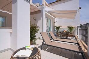 Premium Penthouse, 1 Double Bed with Sofa bed, Kitchen | Terrace/patio - Naranjas y Limones, by Homing U (Seville)