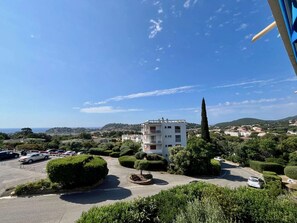 Exterior - 2-room apartment with AC and terrace in Cavalaire-sur-Mer (Cavalaire-sur-Mer)