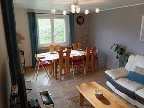 Dining - House for 8 with garden and garage in Autrans (Autrans-Méaudre en Vercors-Autrans)