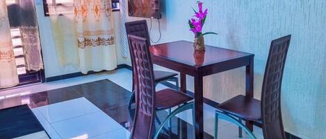 Superior Apartment | Dining room