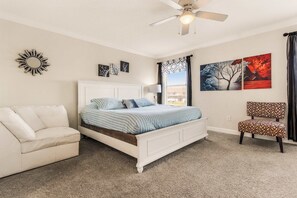 6 soverom, strykejern/-brett, reiseseng for barn og wi-fi