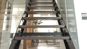 Ảnh chưa phân loại, 2 trong số 96 ảnh, nút