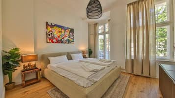 Luxury Apartment | Individually furnished, soundproofing, iron/ironing board, free WiFi