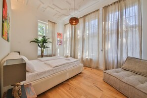 Superior Apartment, 2 Bedrooms, Non Smoking, Pets Allowed | Individually furnished, soundproofing, iron/ironing board, free WiFi - Aeronaut Suites powered by Pearl1 (Berlin)