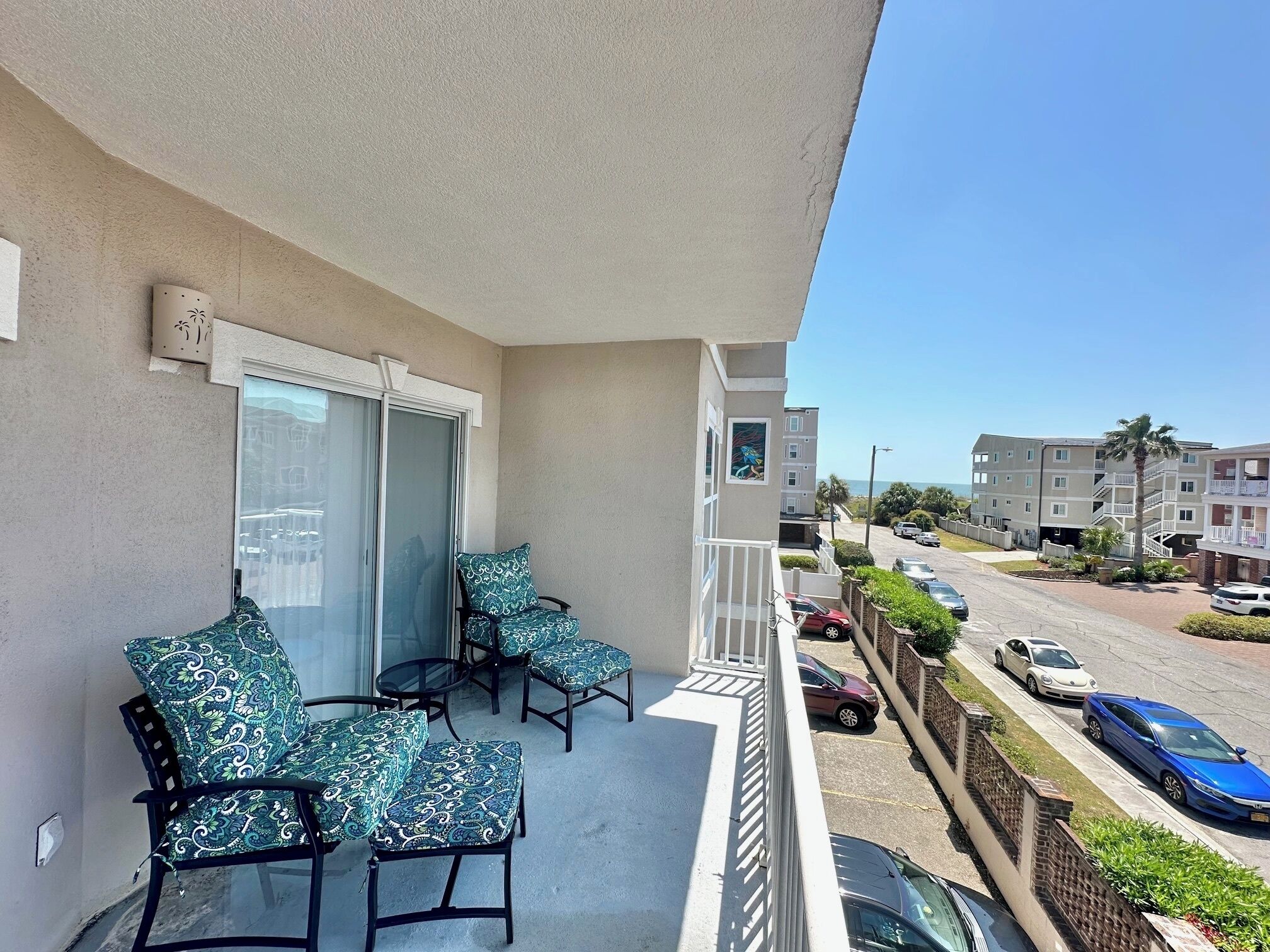 Beachside Colony🏖️Tybee’s Only Oceanfront Resort☀️Summer Sale-New Renovation3/2