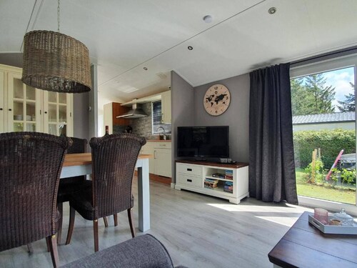 Charming 4P Cabin w Private Parking