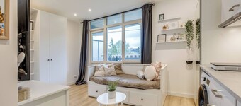 Cosy Studio with Balcony