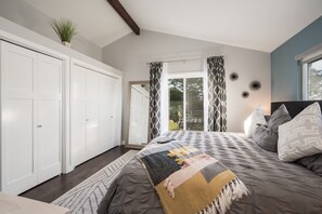 3 sovrum, skrivbord, strykjärn/strykbräda och gratis wi-fi