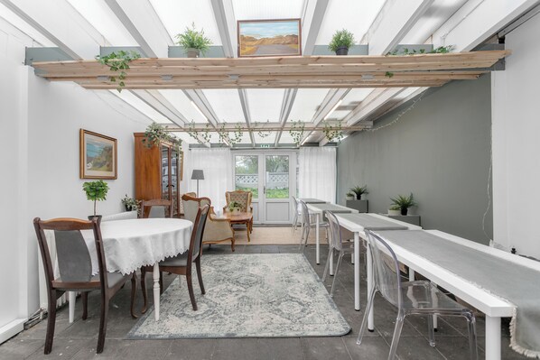 Food court - Flóki Guesthouse (Reykjavik)