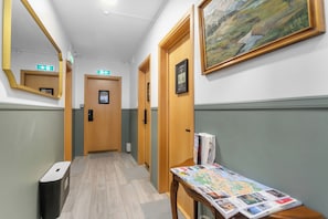 Hallway - Flóki Guesthouse (Reykjavik)