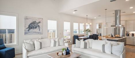 Smart TV, DVD player, livros, videoteca