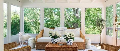 Televisión y oficina