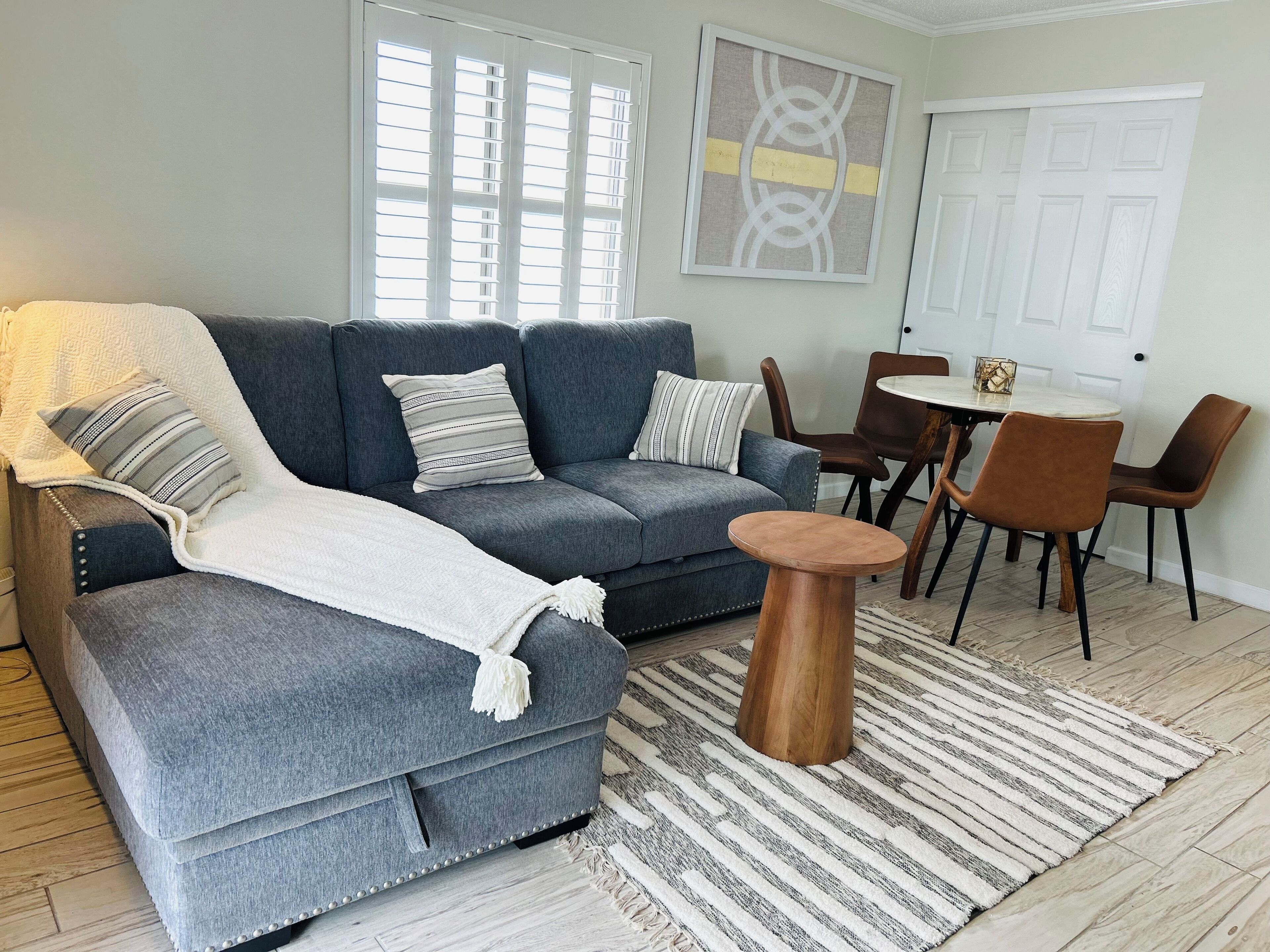 Ocean and Bay view luxury condo with balcony 