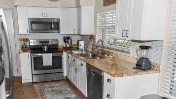 Villa | 3 bedrooms, Internet