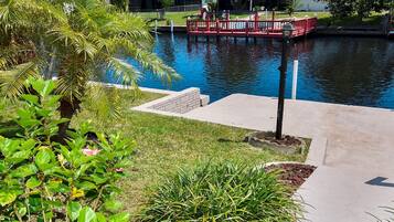 Villa | 3 bedrooms, Internet