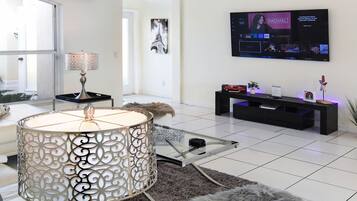 Villa | 3 bedrooms, Internet