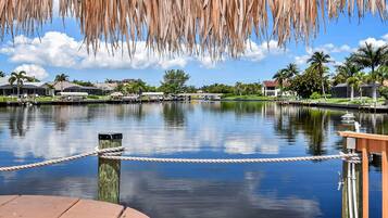 Villa | 3 bedrooms, Internet