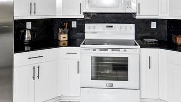 Villa | 3 bedrooms, Internet