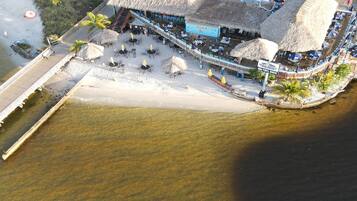 3 bedrooms, Internet