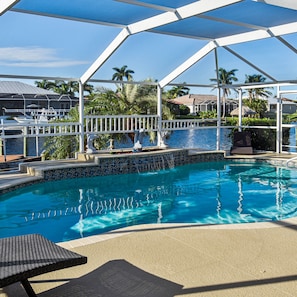 Pool - Lupita Great Villa 3 Bed 2 Bath Pool Boat Dock (Cape Coral)