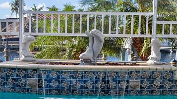 Villa | 3 bedrooms, Internet