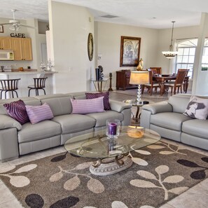 วิลล่า | 4 ห้องนอน, อินเทอร์เน็ตความเร็วสูง