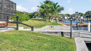 Villa | 3 bedrooms, Internet