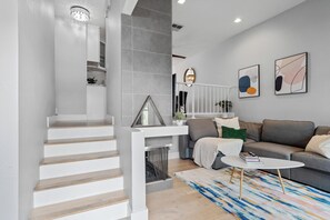 Smart TV, fireplace, computer monitors