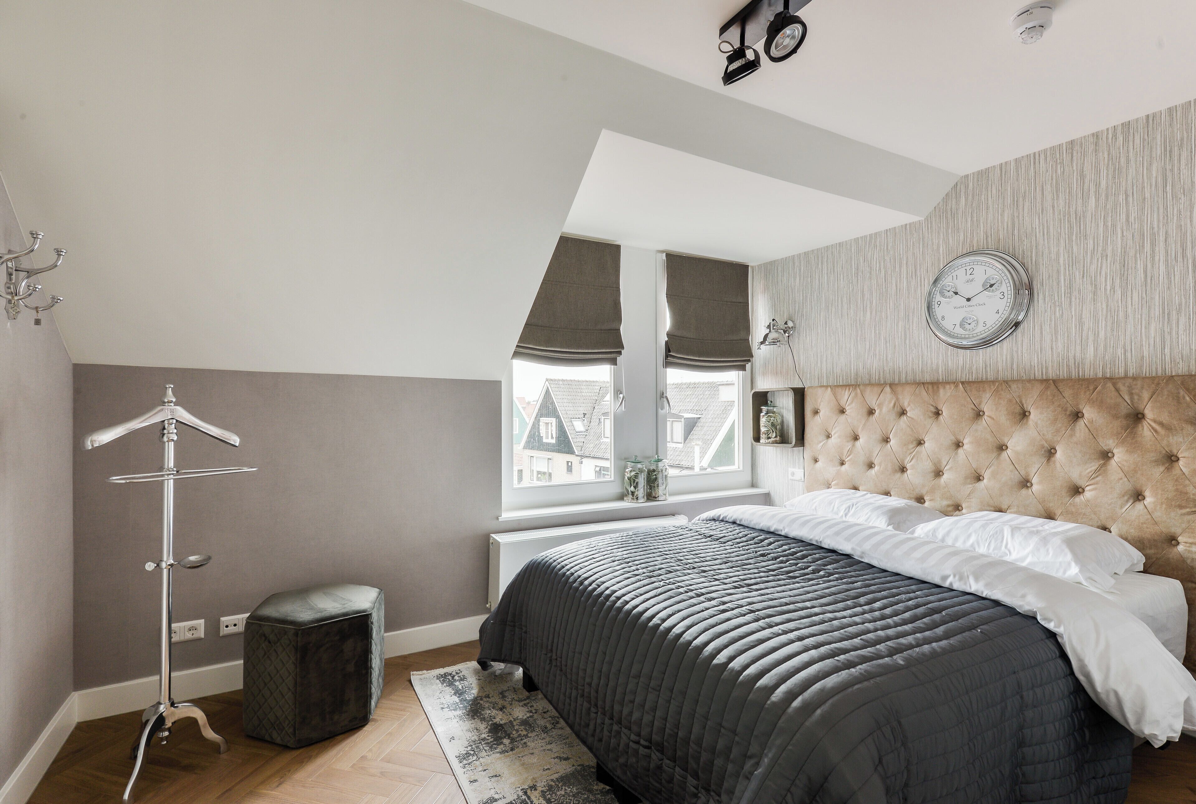 1 camera, Wi-Fi, lenzuola