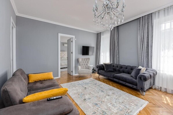 TV - MaRKoS Sololaki Flat (Tbilisi)