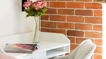 1 chambre, fer et planche à repasser, Wi-Fi, literie fournie