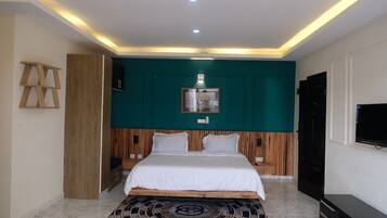 Appartement Confort, balcon, vue ville | 9 chambres, Wi-Fi gratuit