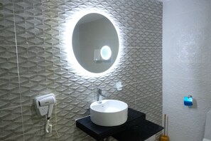 Bathroom - AMSY RESIDENCE HOTEL (Abidjan)