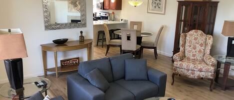 تلفزيون ذكي