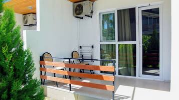 Quarto casal conforto | Terraço/pátio