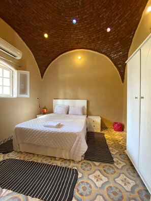 1 bedroom, blackout curtains - sekhmet hotel (Luxor)