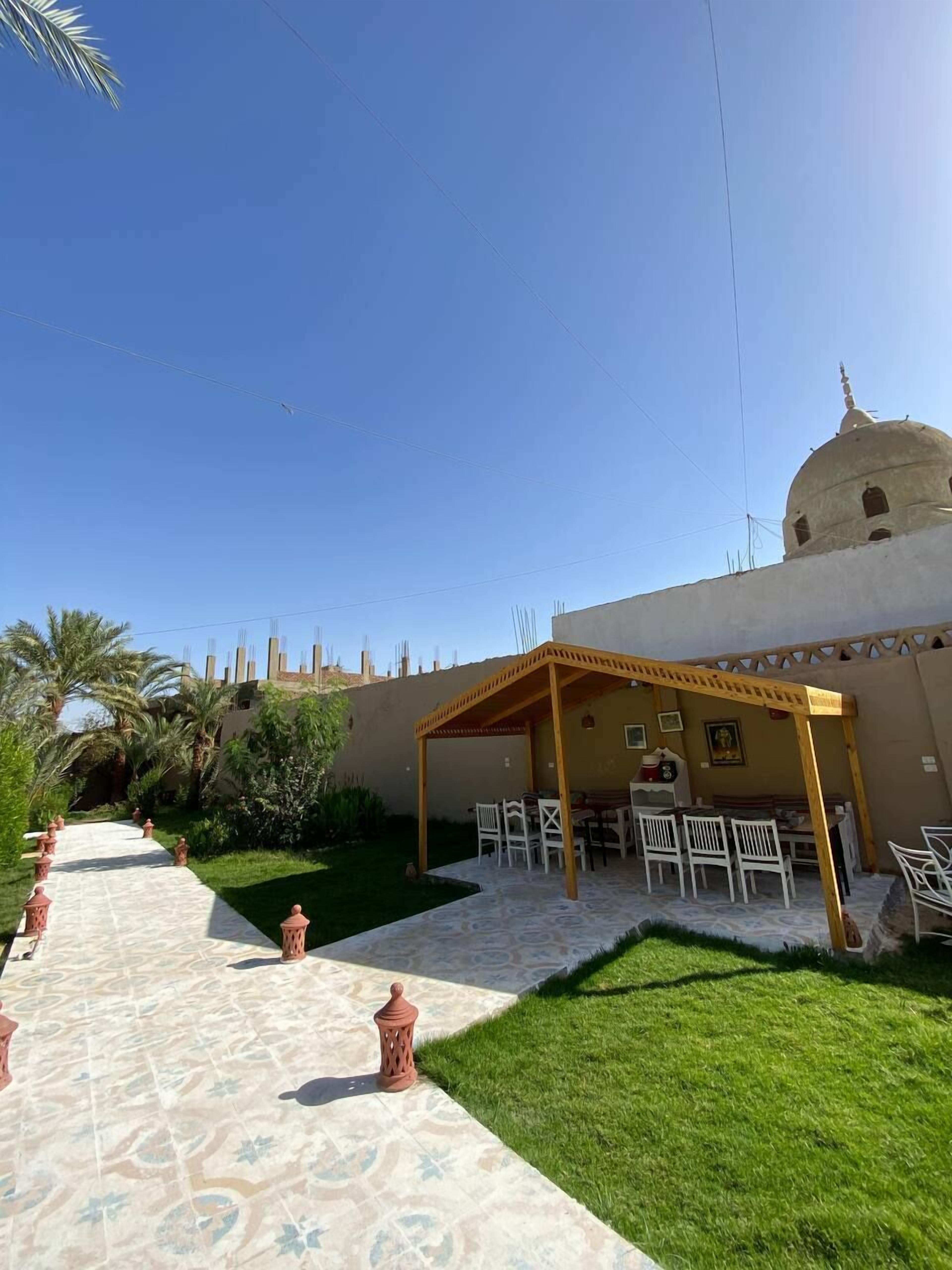 Fachada da propriedade