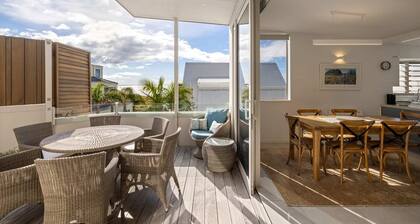 Seascape on Sunbrae with Sea Views