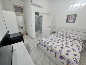 Traditional Room | 1 bedroom, free WiFi