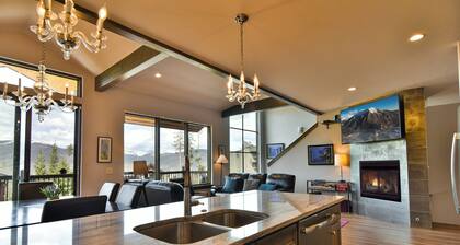 Lodgepole Lookout: Panoramic Mountain Views