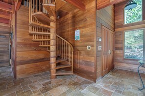 Interior - Meadow Greens- Blue Lake Springs, Golf (Arnold)