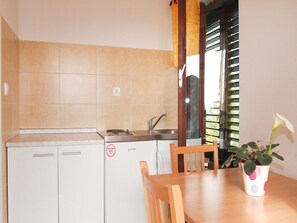 Appartement (Srzi 1 - 200 m from sea - A4(2+2)) | Coin séjour