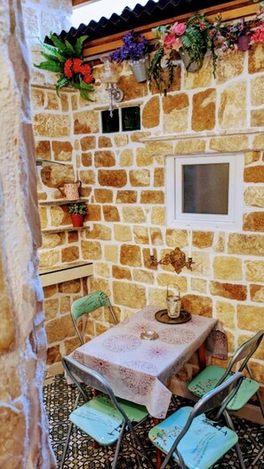 Căn hộ (Riviera - city center - A1(7+1)) | Ban công