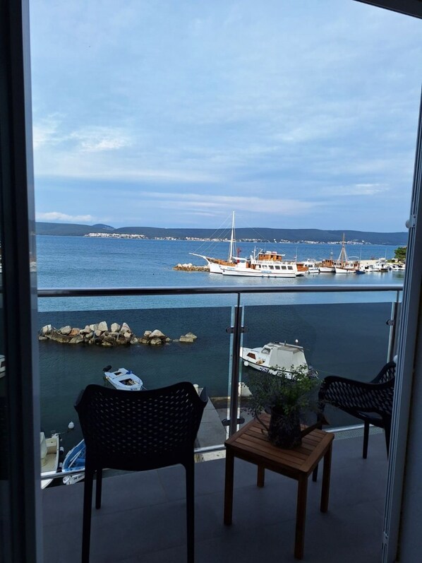 Apartament (Rina - A2(3)) | Balcó